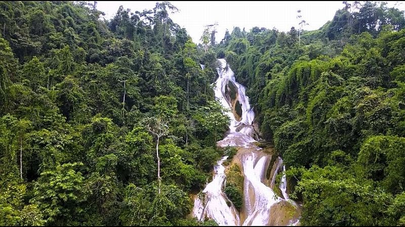 Cascadas En Ha Giang