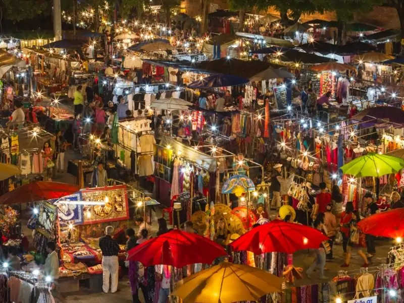 Mercados Nocturnos De Chiang Mai