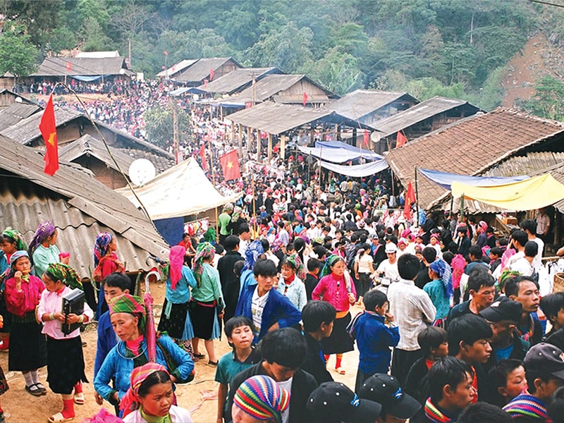 tour por ha giang 