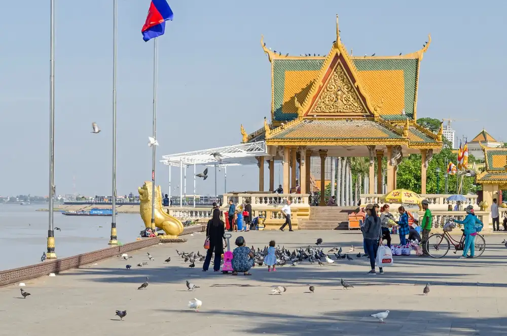 VIAJAR A PHNOM PENH